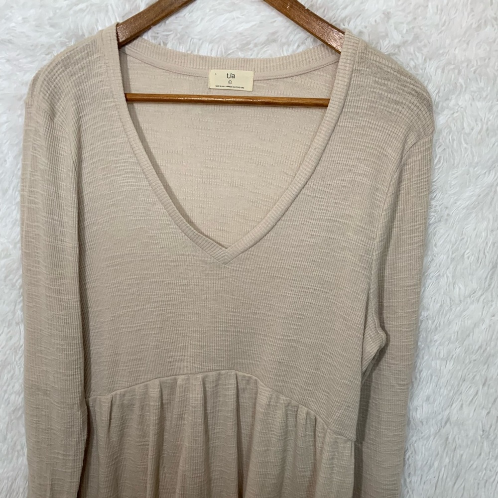 Anthropologie T La Purple ￼Shirt Womens Small Long Sleeve V Neck Thermal Peplum